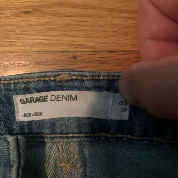 Garage Denim High-Rise Mom Jeans - Picture 3 of 3
